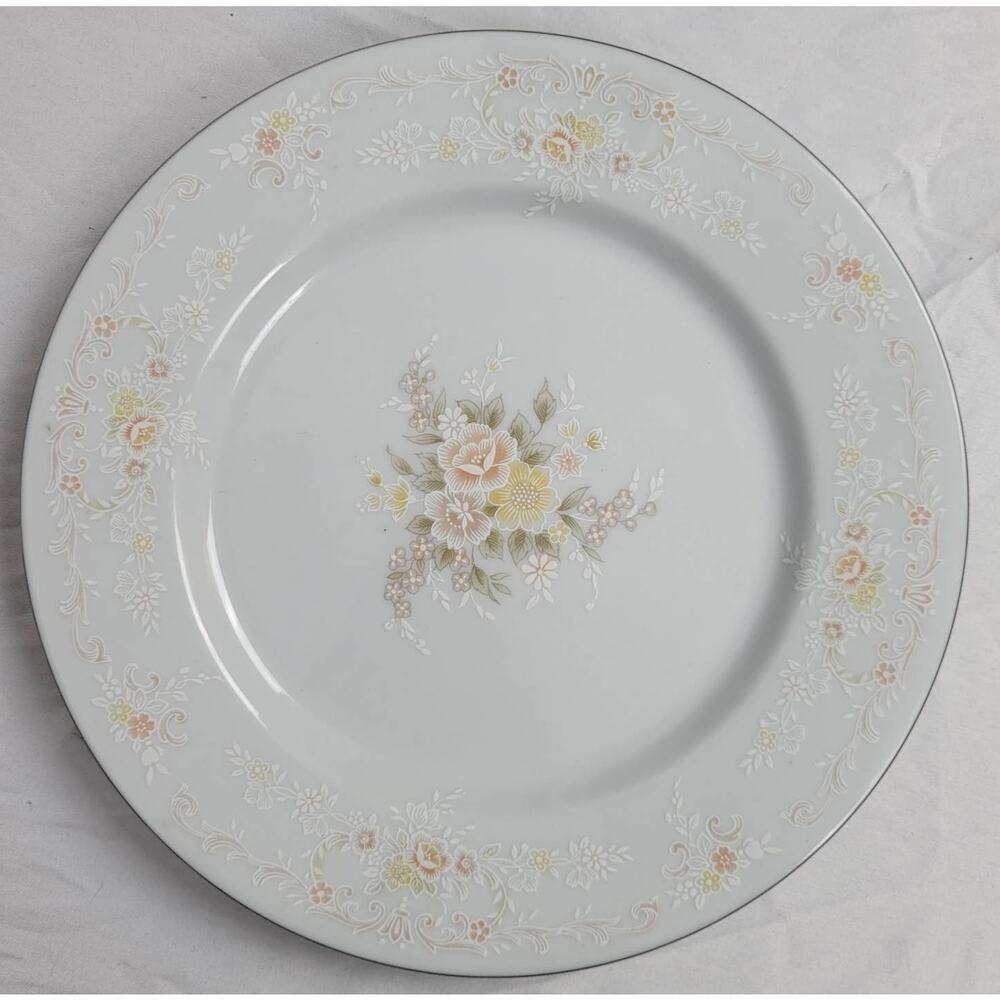 Crescent Fine China Jie Pai Dessert Plate Painted Golden Flowers and Accents